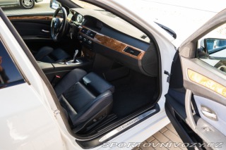 BMW 5 540i V8, SERVISKA, TOP 2008