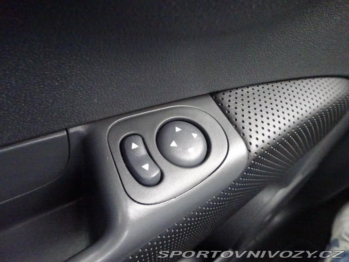 Fiat 500 500C 1.2 51kW Dolcevita k 2011