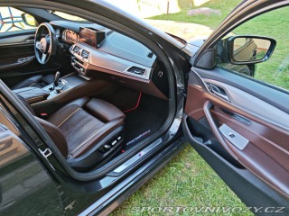 BMW 5 G30 2019