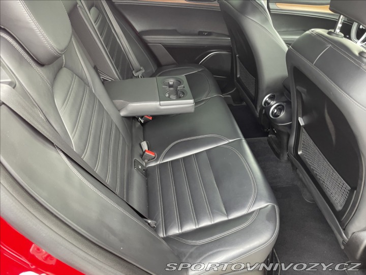 Alfa Romeo Stelvio 2,0 Turbo 280k Q4 AT8 4x4 2017