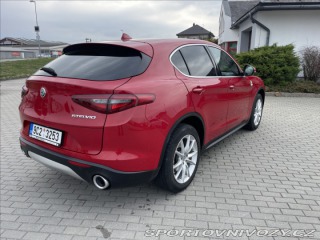 Alfa Romeo Stelvio 2,0 Turbo 280k Q4 AT8 4x4 2017
