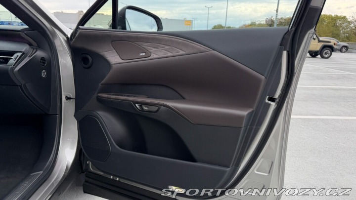Lexus Ostatní modely RX 450h plus 450H+ 2,5 PHEV LUXURY PAN 2025