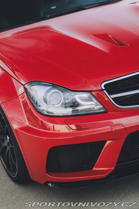 Mercedes-Benz C 63AMG BlackSeries 2012