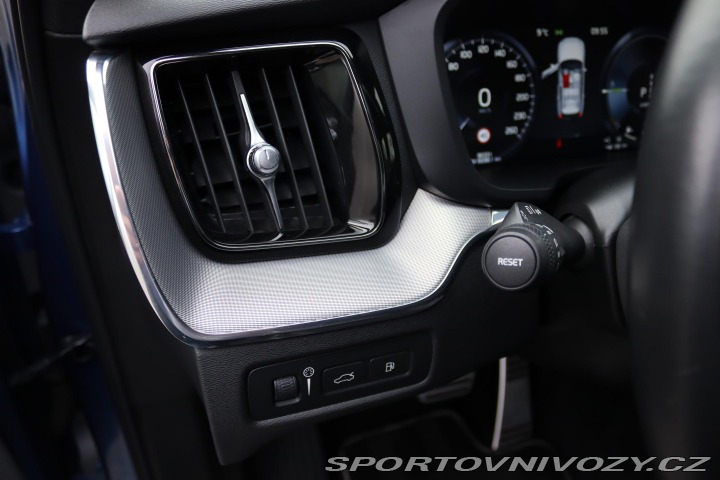 Volvo Ostatní modely XC60 VOLVO XC60 T8 TWIN ENGINE 2019