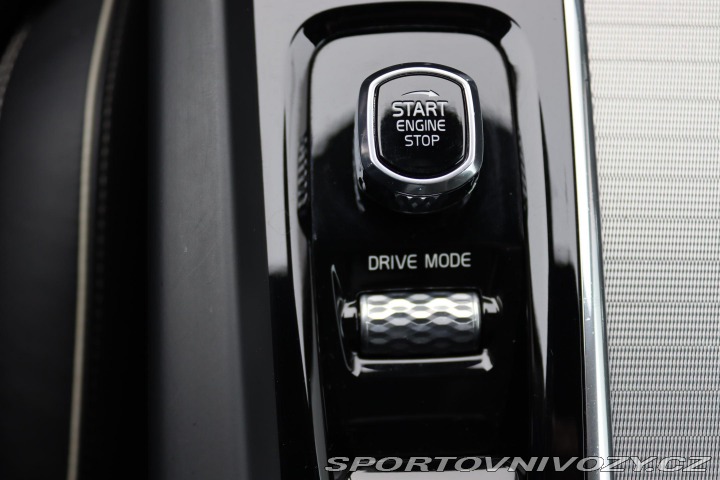 Volvo Ostatní modely XC60 VOLVO XC60 T8 TWIN ENGINE 2019