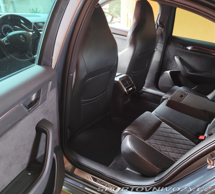 Škoda Superb 2.0 TSI 2017