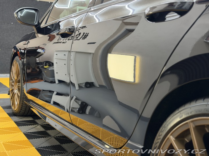 Volkswagen Golf R 2023