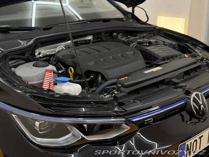 Volkswagen Golf R 2023