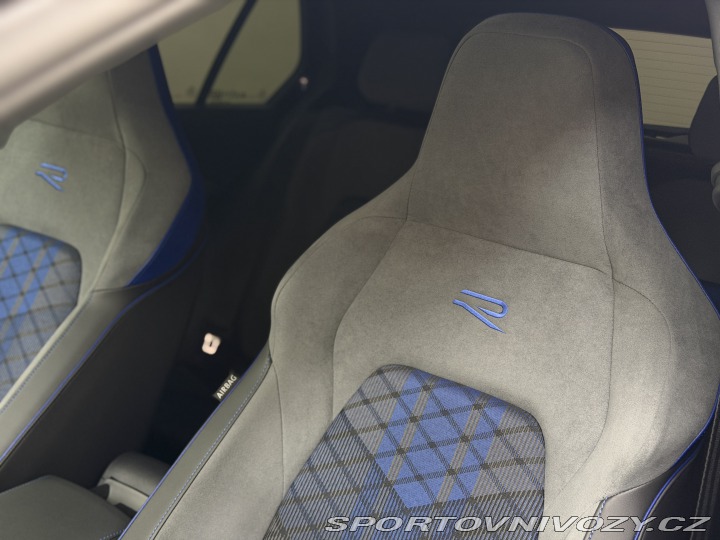 Volkswagen Golf R 2023