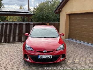 Opel Astra GTC OPC