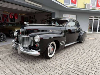   Cadillac Series 62