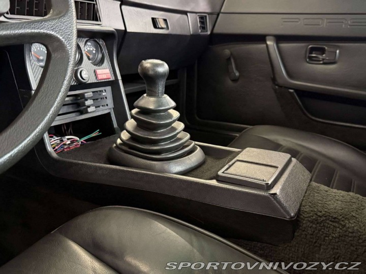 Porsche 924 Turbo 1976