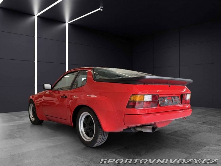 Porsche 924 Turbo 1976