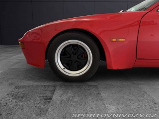 Porsche 924 Turbo 1976