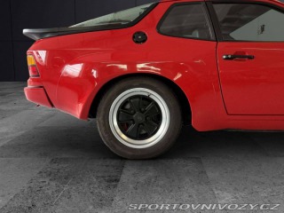 Porsche 924 Turbo 1976