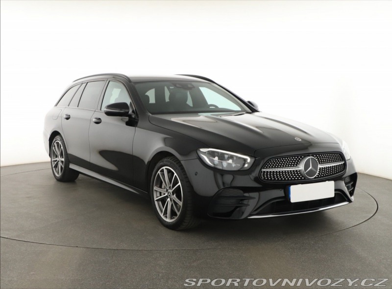 Mercedes-Benz E AMG Paket E 300 e 4MATIC