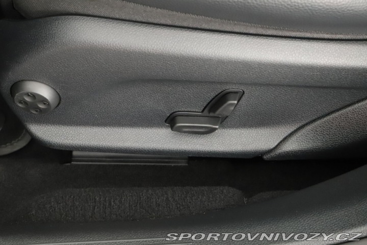 Mercedes-Benz E AMG Paket E 300 e 4MATIC 2021