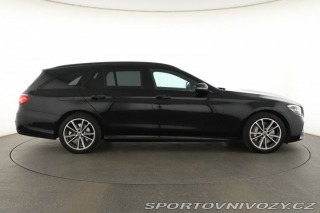 Mercedes-Benz E AMG Paket E 300 e 4MATIC 2021
