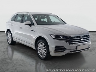 Volkswagen  Touareg  3.0 TDI