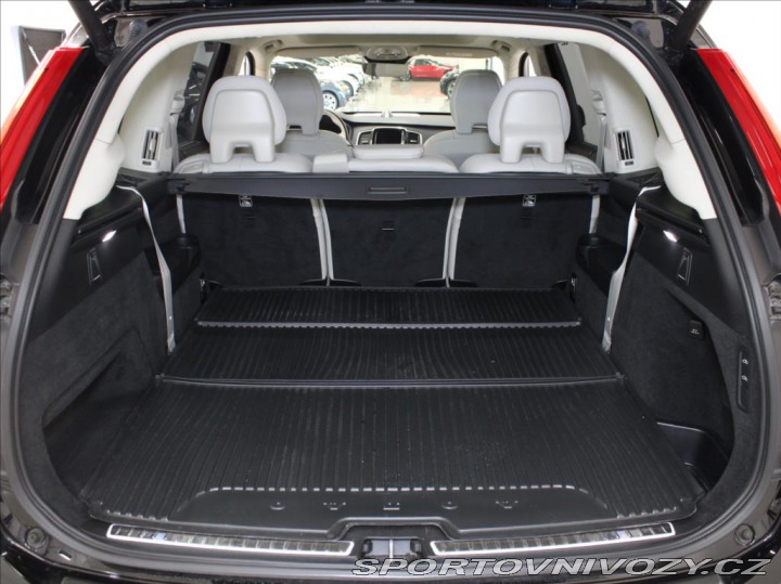 Volvo Ostatní modely XC90 2,0 T8 Ultimate Bright B& 2022