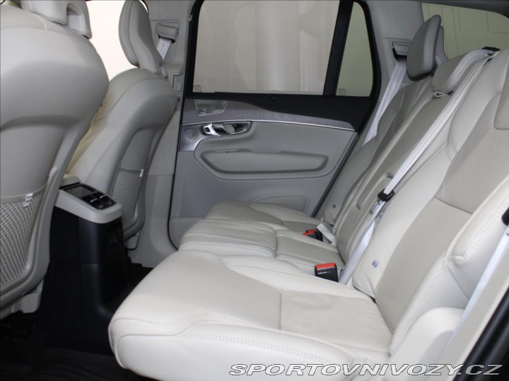 Volvo Ostatní modely XC90 2,0 T8 Ultimate Bright B& 2022