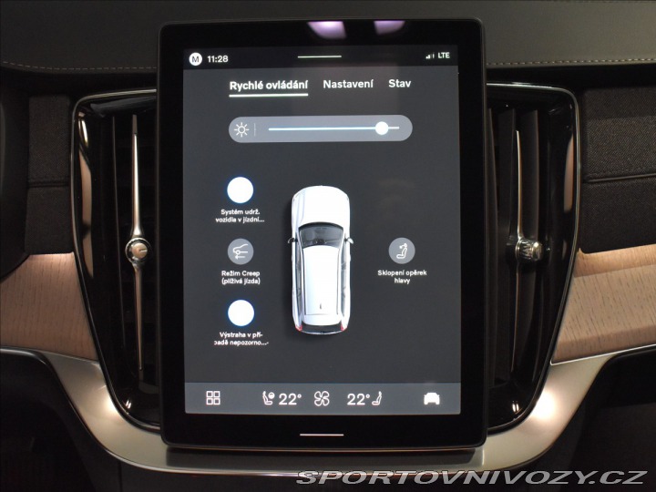 Volvo Ostatní modely XC90 2,0 T8 Plus Dark 2026