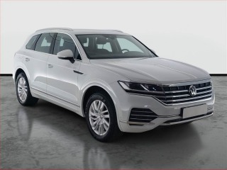Volkswagen  Touareg 3.0 TDI