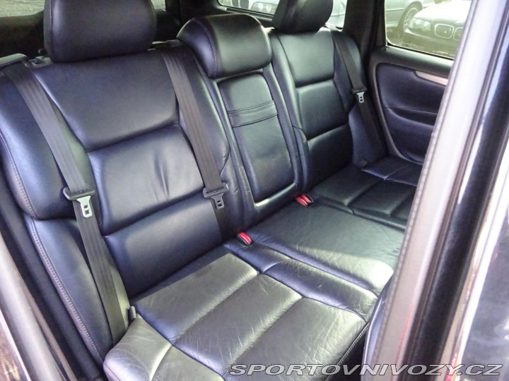 Volvo V70 2.5T 220kW R AWD AUTOMAT 2005
