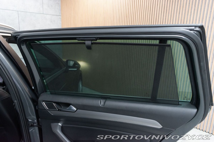 Volkswagen Ostatní modely Passat 2.0 Bi-TDI R-LINE*N.TOPEN 2015