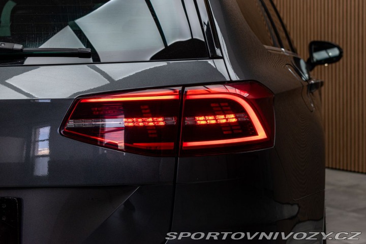 Volkswagen Ostatní modely Passat 2.0 Bi-TDI R-LINE*N.TOPEN 2015