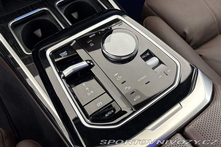 BMW i7 xDrive60 2023