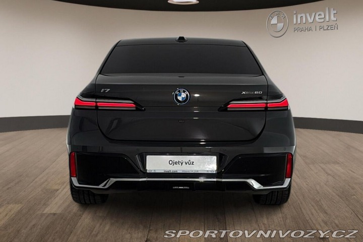 BMW i7 xDrive60 2023