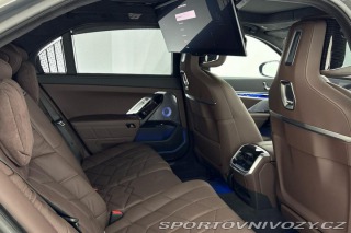 BMW i7 xDrive60 2023