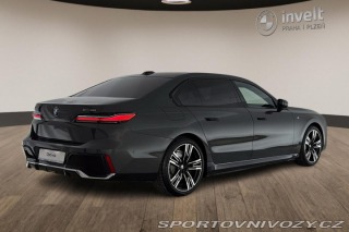 BMW i7 xDrive60 2023
