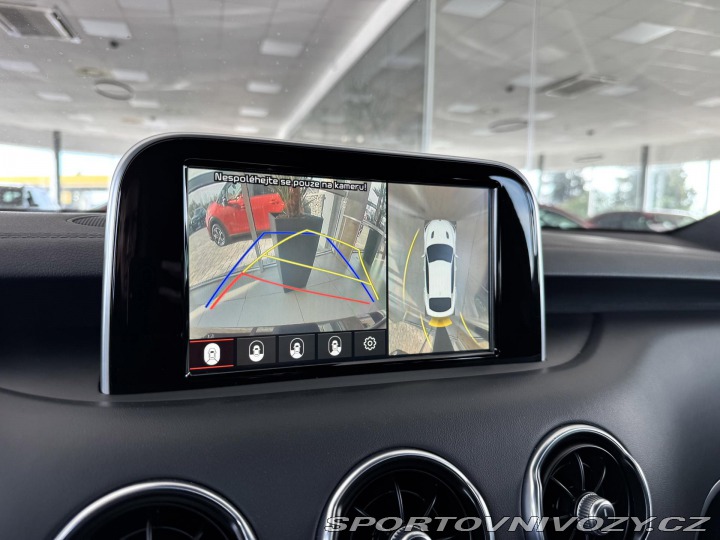 Kia Stinger 3,3TGDI V6*4WD*HUD*360kam 2018