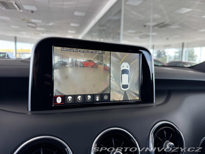 Kia Stinger 3,3TGDI V6*4WD*HUD*360kam 2018