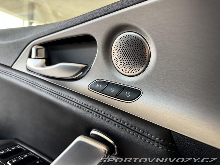 Kia Stinger 3,3TGDI V6*4WD*HUD*360kam 2018