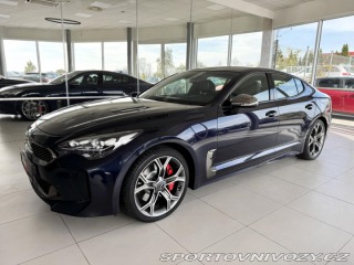 Kia Stinger 3,3TGDI V6*4WD*HUD*360kam 2018