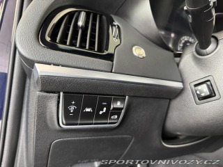 Kia Stinger 3,3TGDI V6*4WD*HUD*360kam 2018