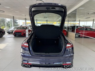 Kia Stinger 3,3TGDI V6*4WD*HUD*360kam 2018