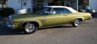   Oldsmobile Delta 88 Royale Convertible 5.7 V8 Hydra-Matic