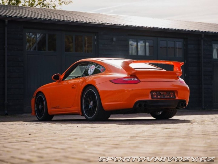 Porsche 911 997.2 Carrera GTS 2011