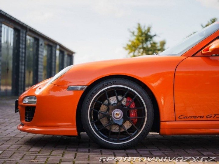 Porsche 911 997.2 Carrera GTS 2011