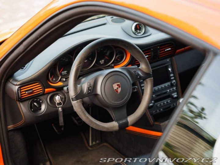 Porsche 911 997.2 Carrera GTS 2011