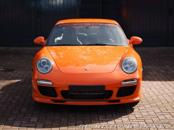 Porsche 911 997.2 Carrera GTS 2011