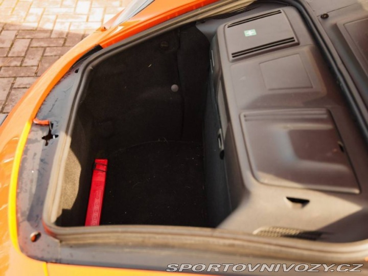 Porsche 911 997.2 Carrera GTS 2011