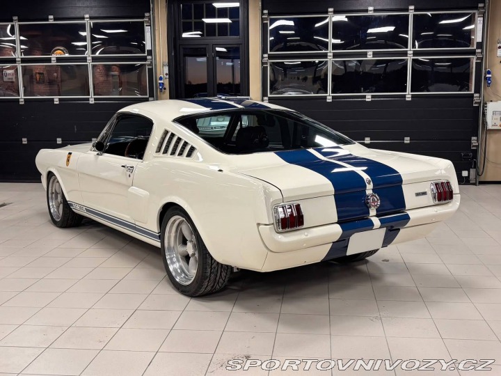 Ford Mustang GT Shelby GT350R 1965
