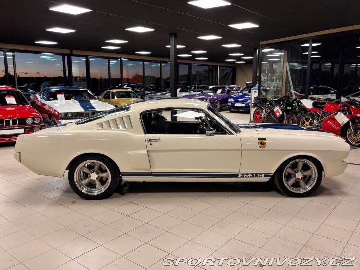 Ford Mustang GT Shelby GT350R 1965