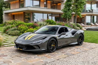 Ferrari F8 SPIDER 2021