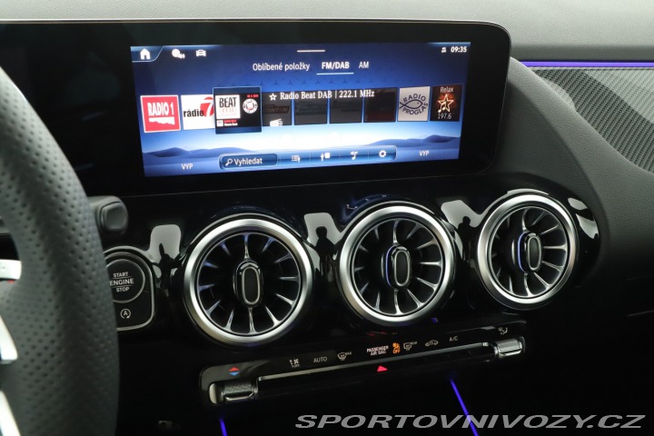 Mercedes-Benz Ostatní modely GLA AMG Line GLA 220 4MATIC 2025